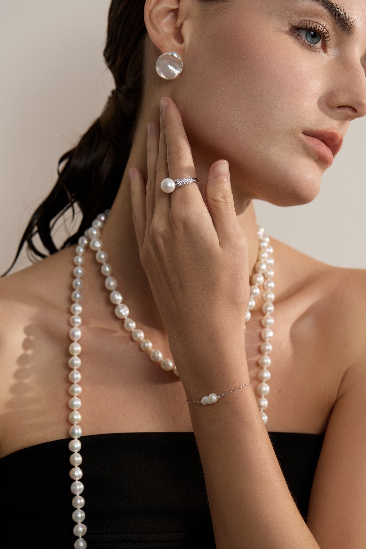 pearlificent-fogged-perlenohrstecker