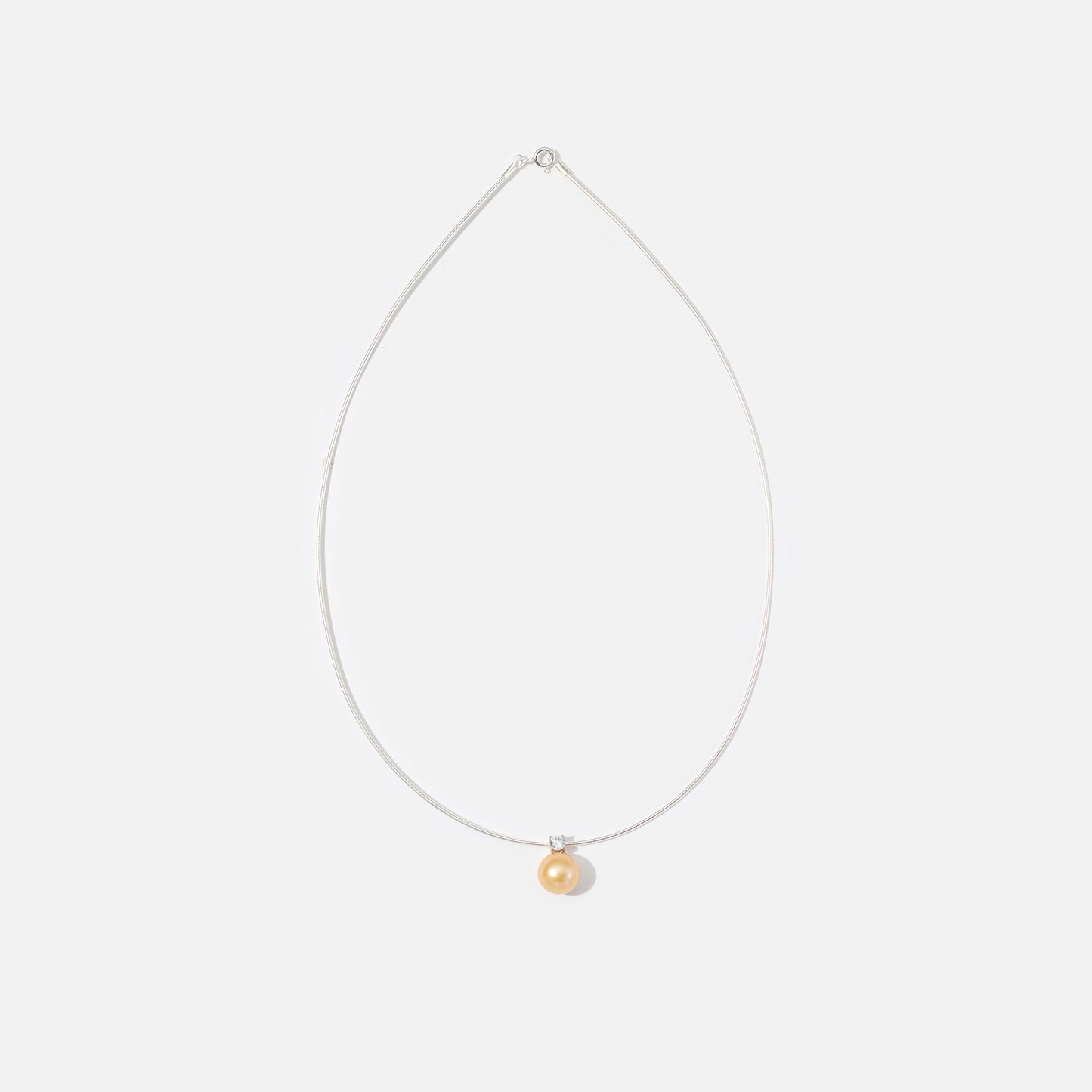 pearlificent-kette-mit-perlenanhaenger-abebi